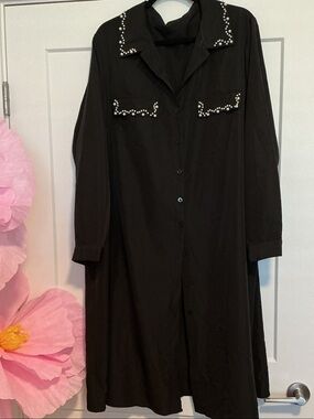 Black Pearl-Accent Long Shirt Dress 
Plus Size 2-3X